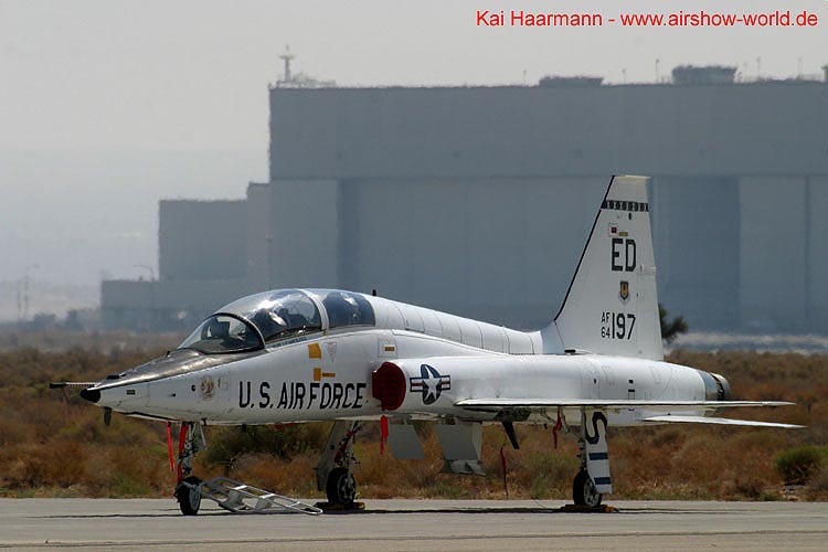 aw-04-edwards-064-mt
