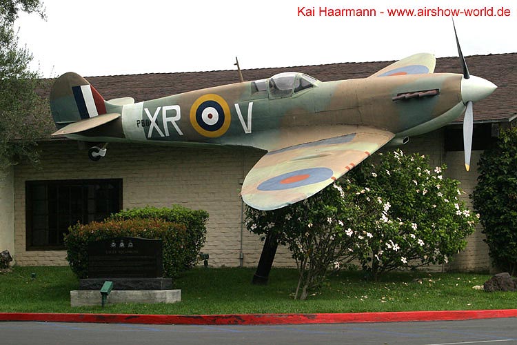 aw-04-lax-proudbird-04-mt