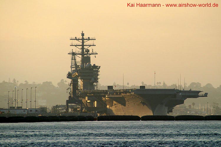 aw-04-navydiego-07-mt