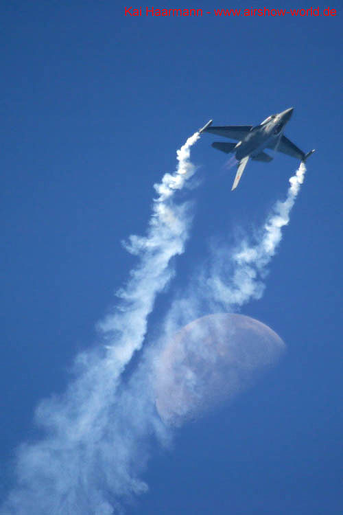 aw-04-payerne-f16b-7b-mt