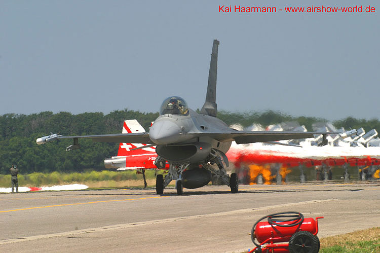 aw-04-pratica-f16i-4-mt