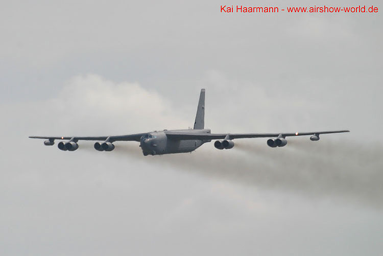 aw-04-riat-b52-12-mt