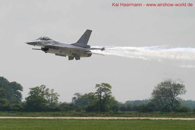 aw-04-siad-f16b-07-mt