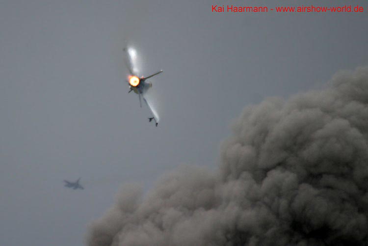 aw-04-volkel-airpower-16-mt