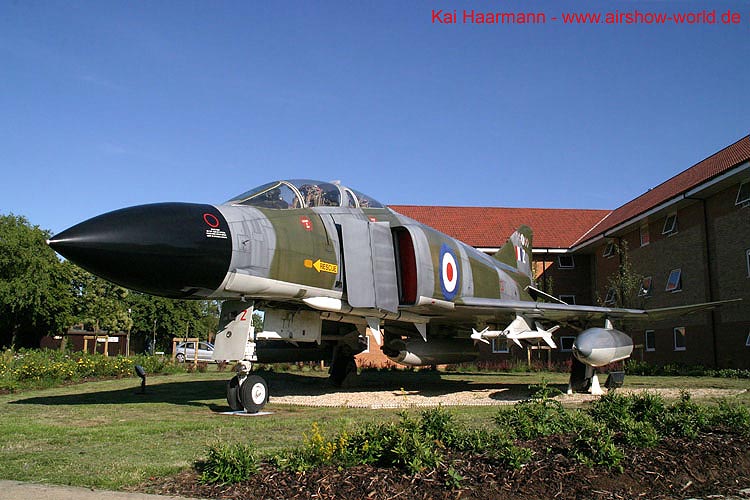 aw-05-coning-gate-03-mt