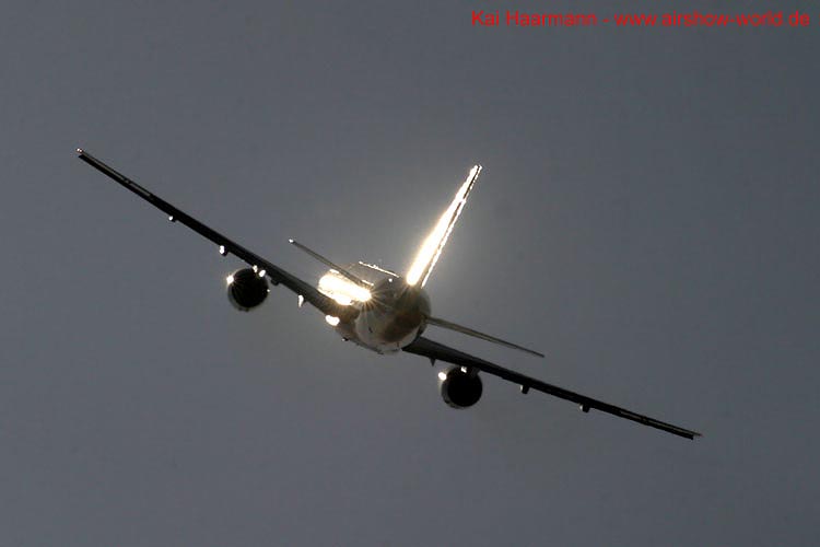 aw-05-fair-b757-4-mt