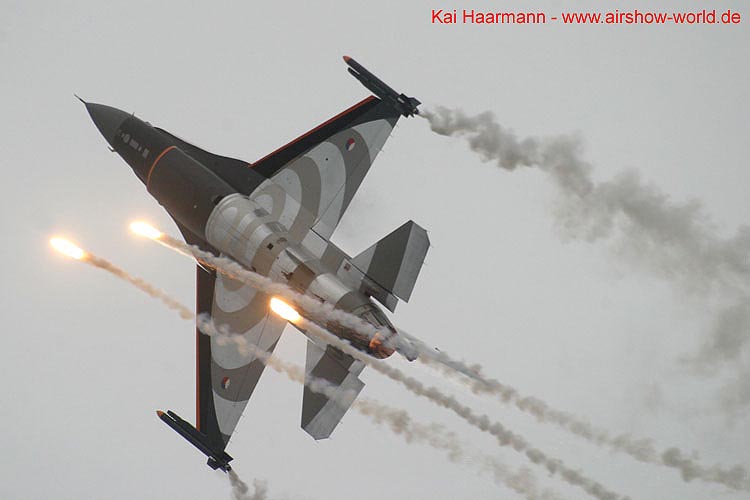 aw-05-gilze-f16nl-06-mt
