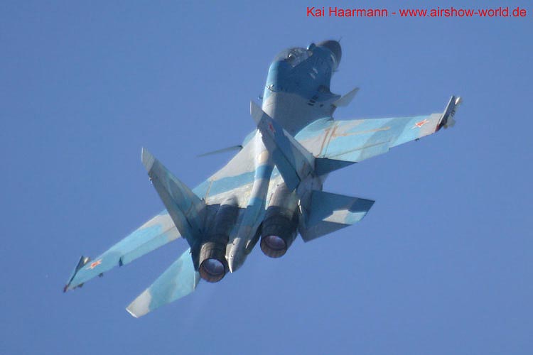 aw-05-maks-su30-4-mt