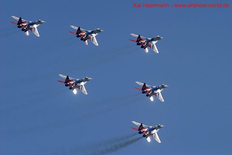 aw-05-maks-swifts-13-mt