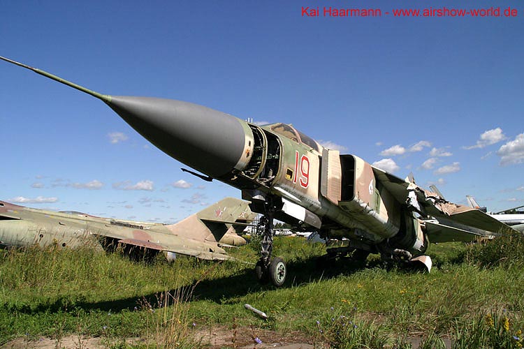 aw-05-mon-mig23-2-mt