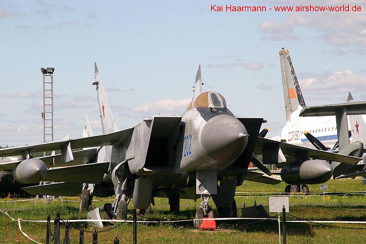 aw-05-mon-mig31-1-mt