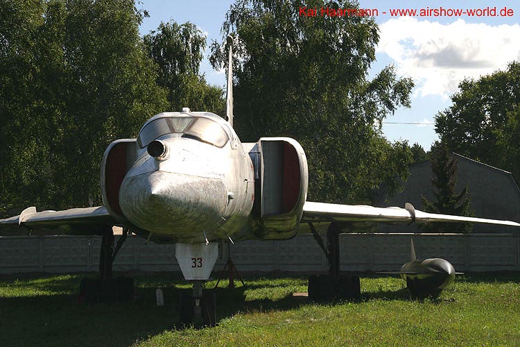 aw-05-mon-tu22m-2-mt