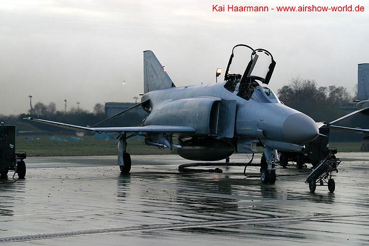 aw-05-rheine-f4f-42-mt
