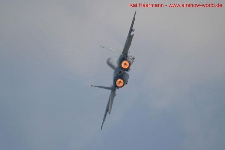 aw-05-zelt-mig29-13-mt