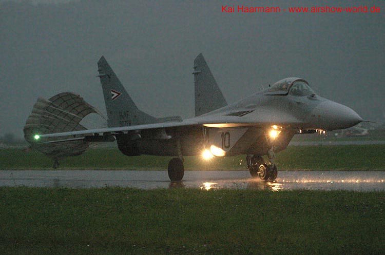 aw-05-zelt-mig29-30-mt