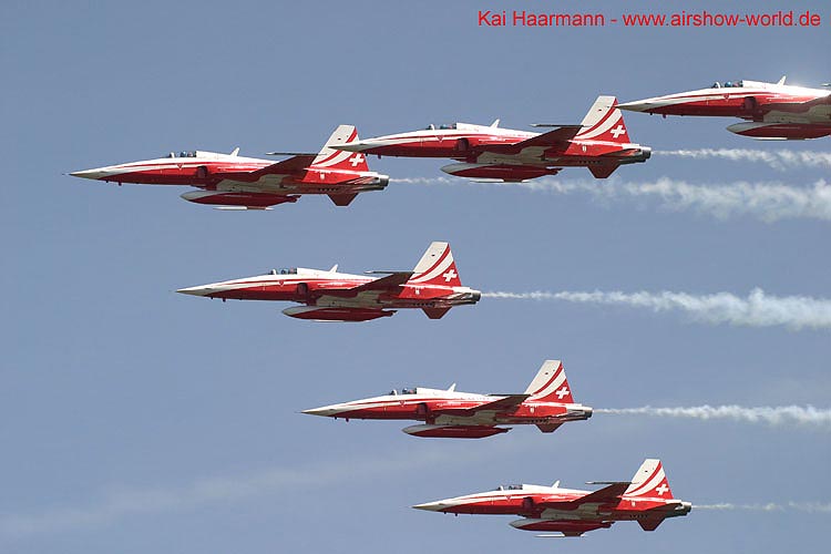 aw-05-zelt-suisse-02-mt