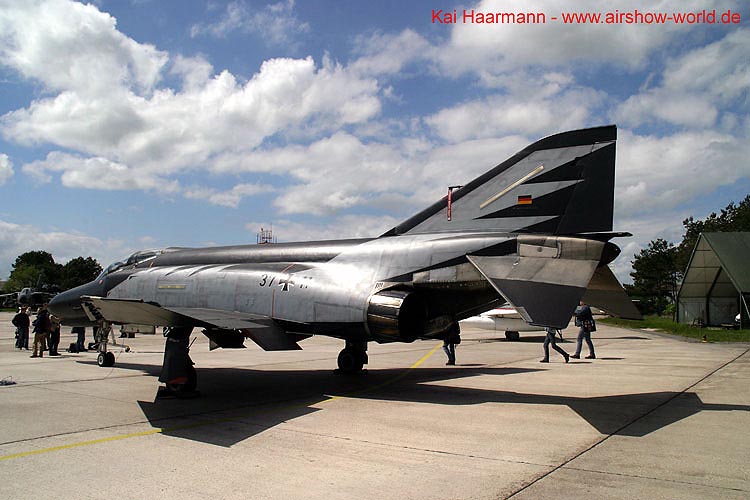 aw-06-witt-f4f-04-mt